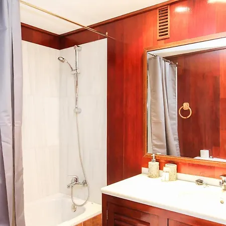 Apartment Planiol